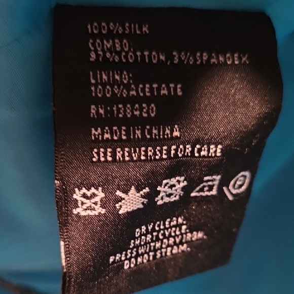 Carlisle Women's Vibrant Blue Blazer - Picture 6 of 6